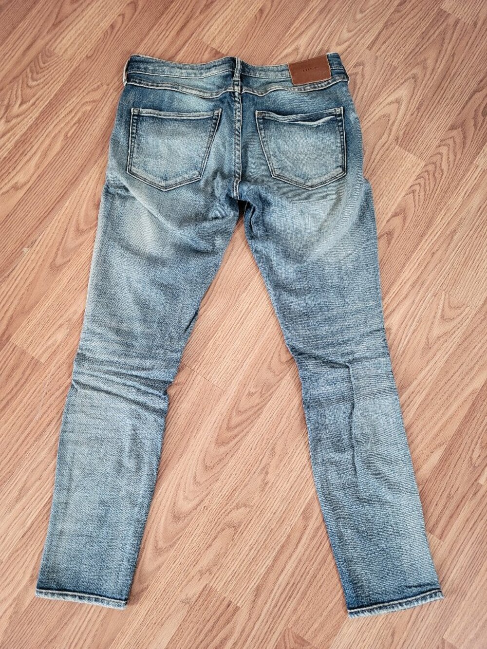 H&M Skinny Low Waist Distressed Ripped Jeans Size 26/30 - Picture 6 of 8